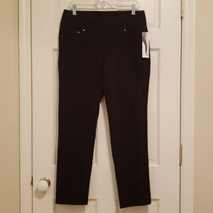 Jag Jean's Estelle Black Skinny Jeans.   NWT